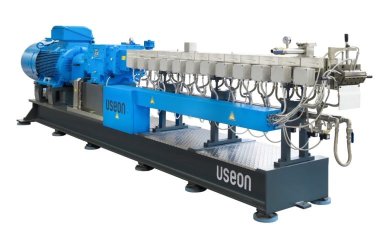 U-Series-Twin-Screw-Extruder-2